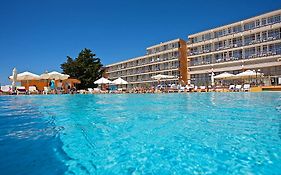 Arena Hotel Holiday